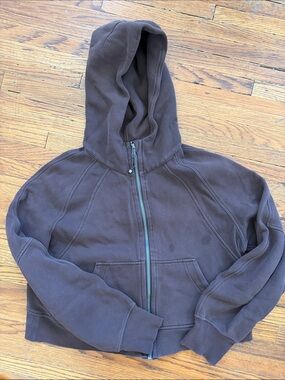 Lululemon women’s small espresso scuba hoodie